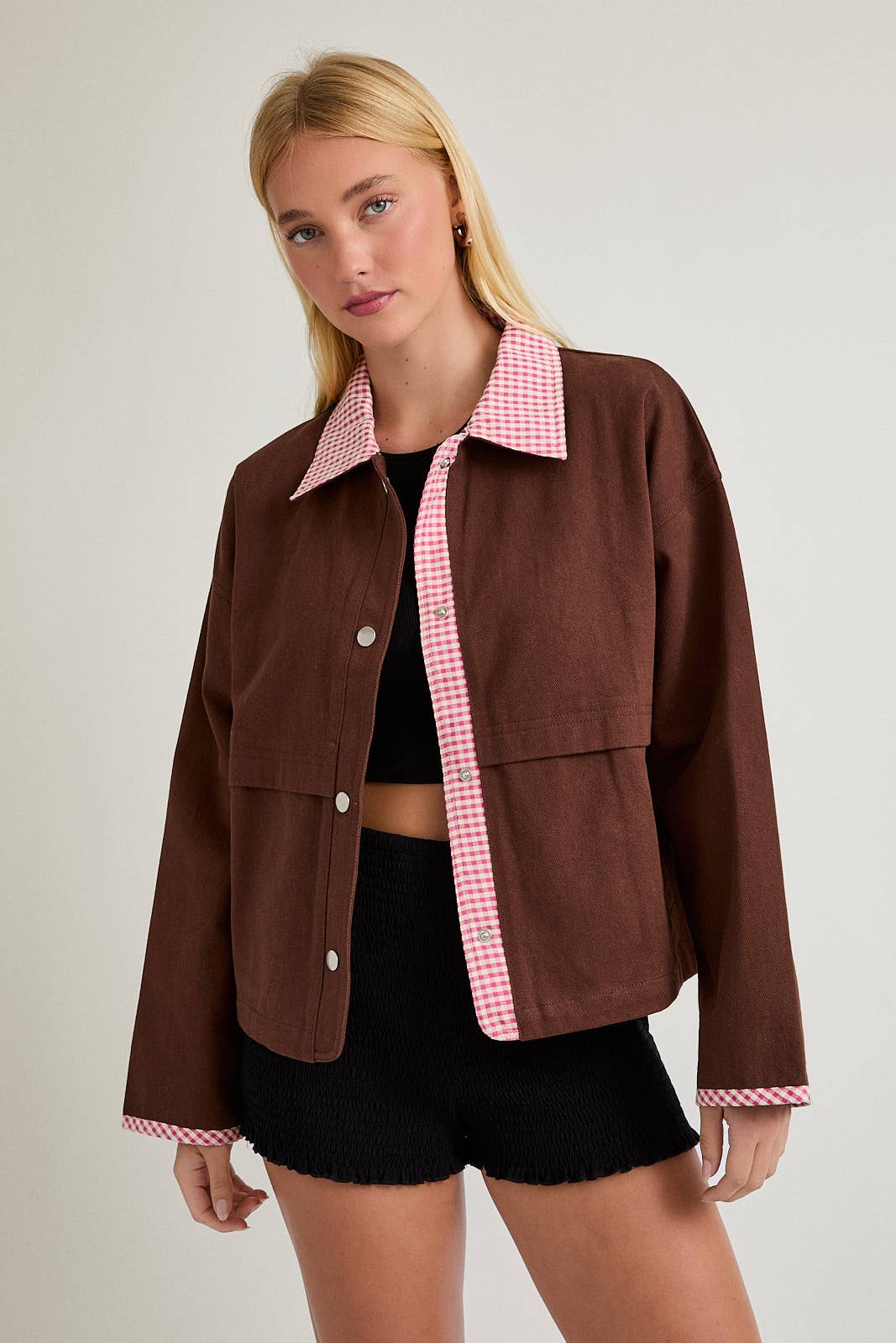 SHACKET WITH GINGHAM CONTRAST DETAILING