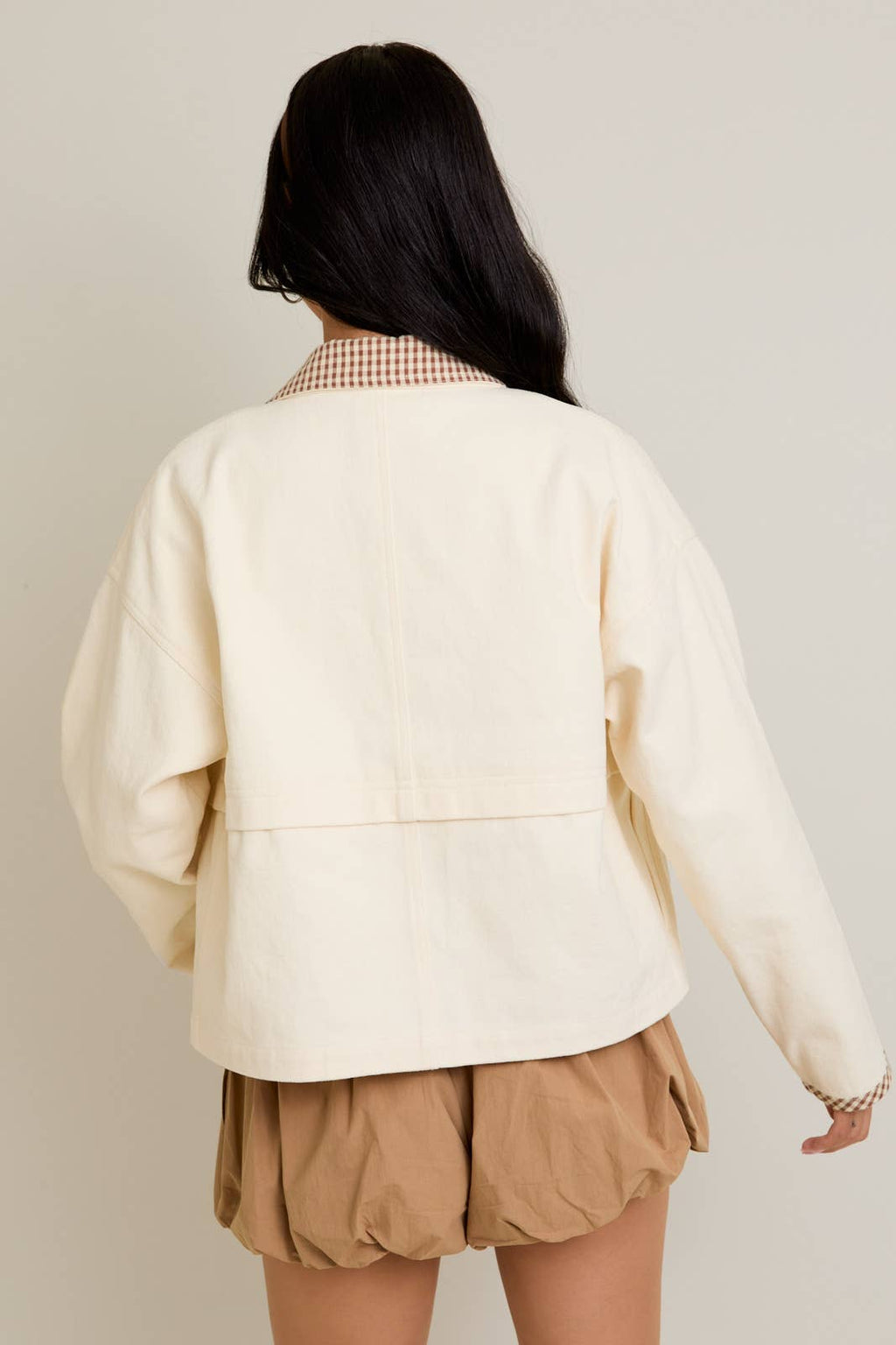 SHACKET WITH GINGHAM CONTRAST DETAILING
